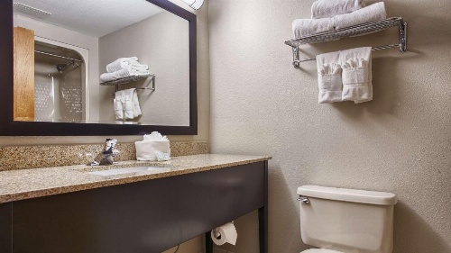 Best Western Executive Inn & Suites image 1